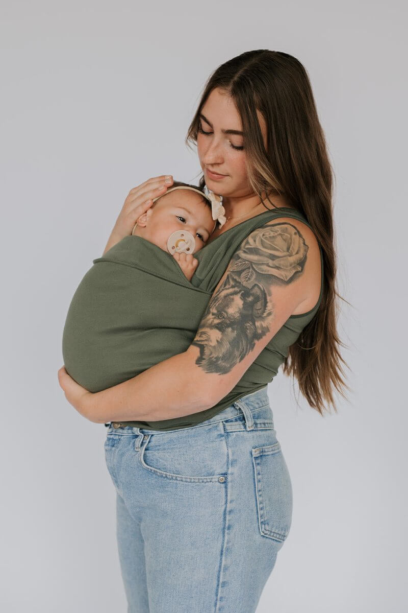 Functional Baby Carrier T-shirt for Active Parents