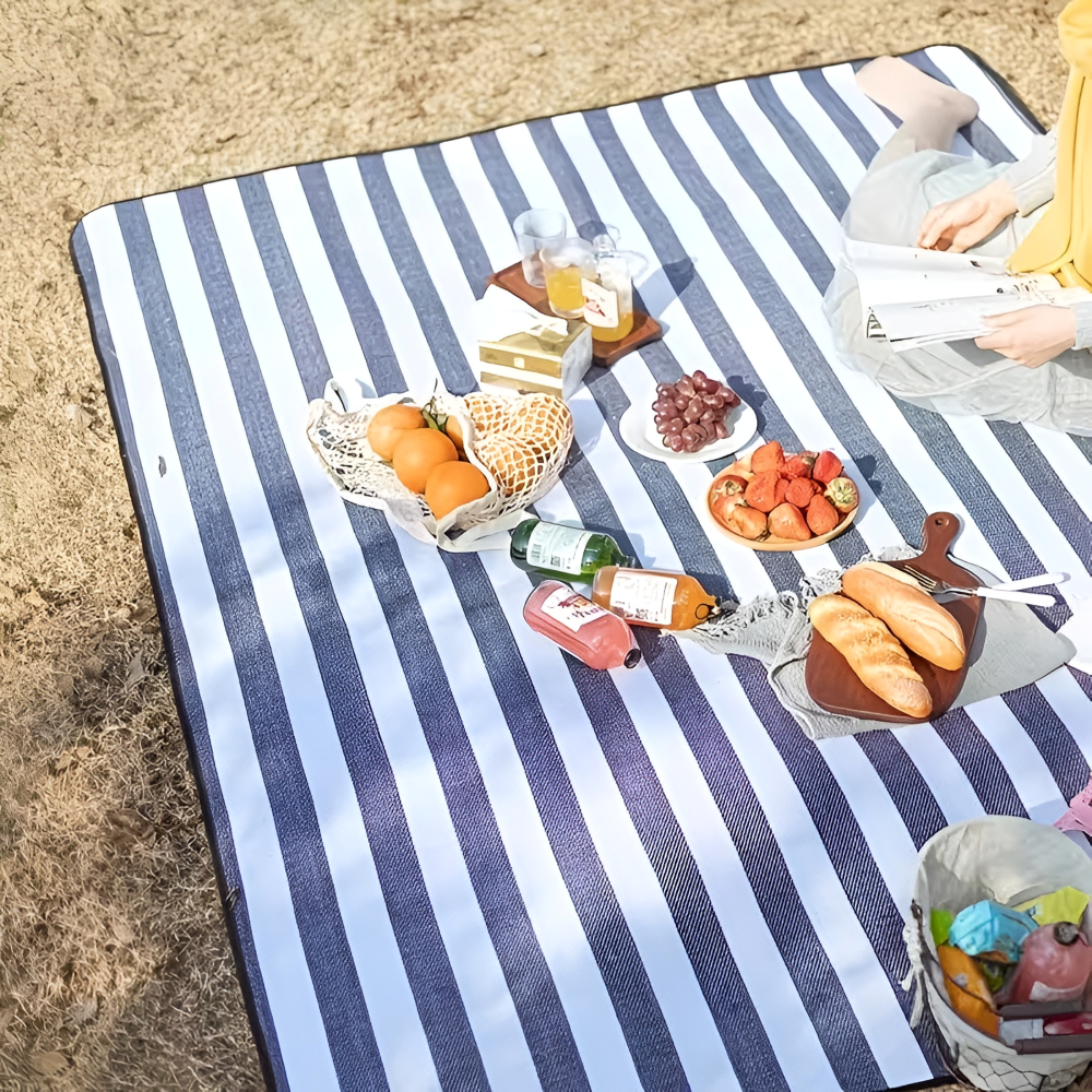 Waterproof Picnic Blanket Outdoor Blanket Portable Design
